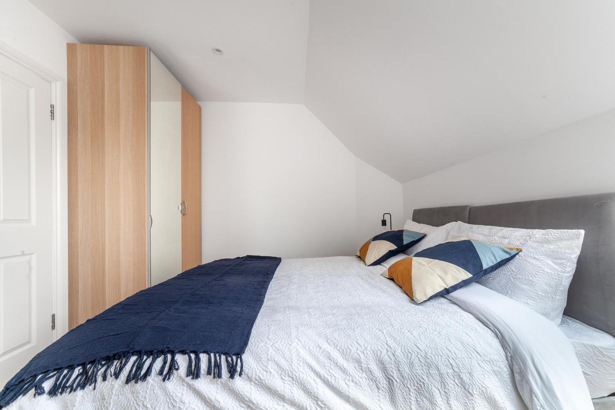 Great 1 Bedroom In Hounslow With Free Parking Abbey Wood ภายนอก รูปภาพ